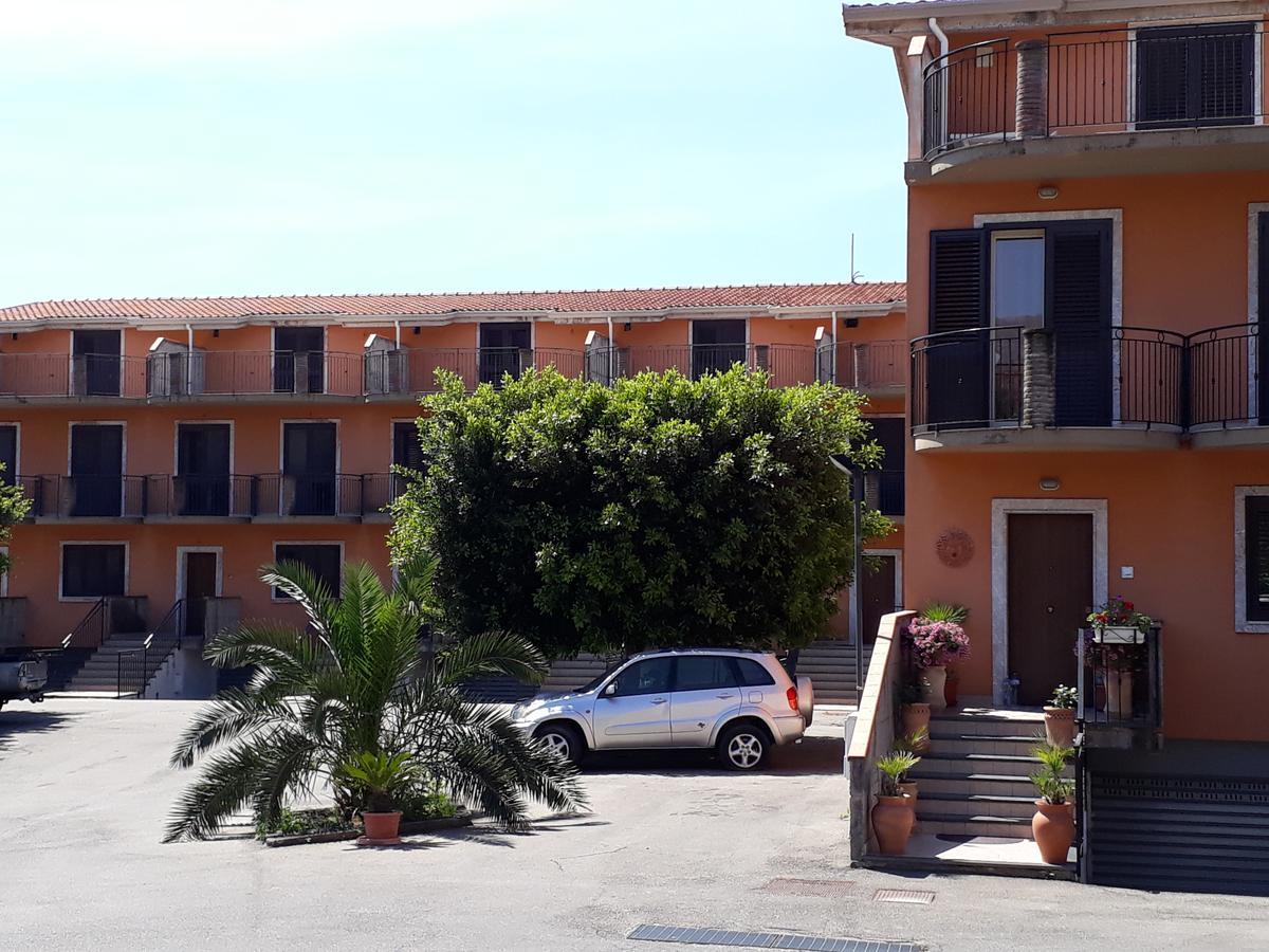 B&B Fragranza Di Sicilia ジャルディーニ・ナクソス エクステリア 写真
